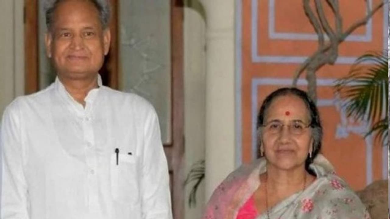 খারাপের দিকেই যাচ্ছে দেশের করোনা পরিস্থিতি, আক্রান্ত রাজস্থানের মুখ্যমন্ত্রীও