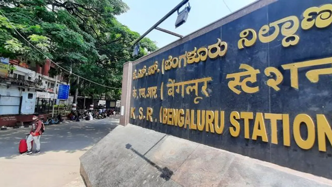 കർണാടകത്തിൽ ഇന്നും ഉയർന്ന രോഗ വ്യാപനം; 490 മരണം, 47,930 പേർക്ക് കൂടി കൊവിഡ് കർണാടകത്തിൽ ഇന്നും ഉയർന്ന രോഗ വ്യാപനം; 490 മരണം, 47,930 പേർക്ക് കൂടി കൊവിഡ്