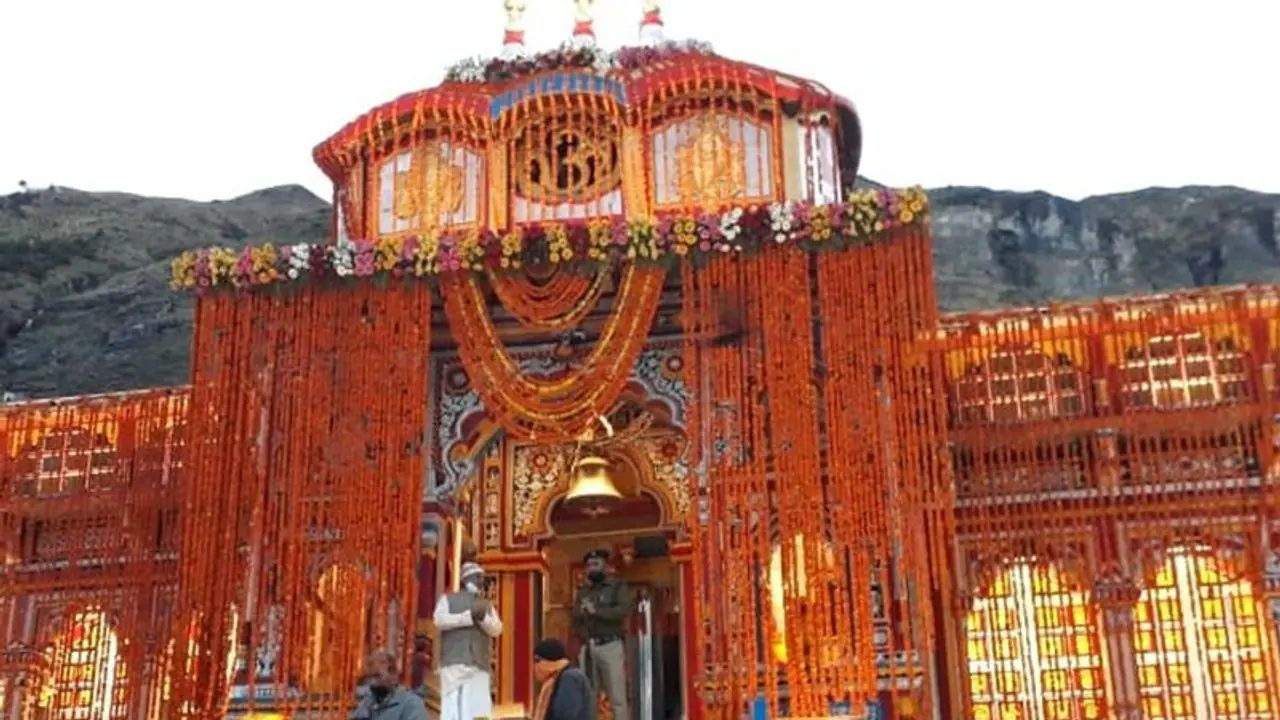 Uttarakhand government suspends Char Dham Yatra amid COVID surge