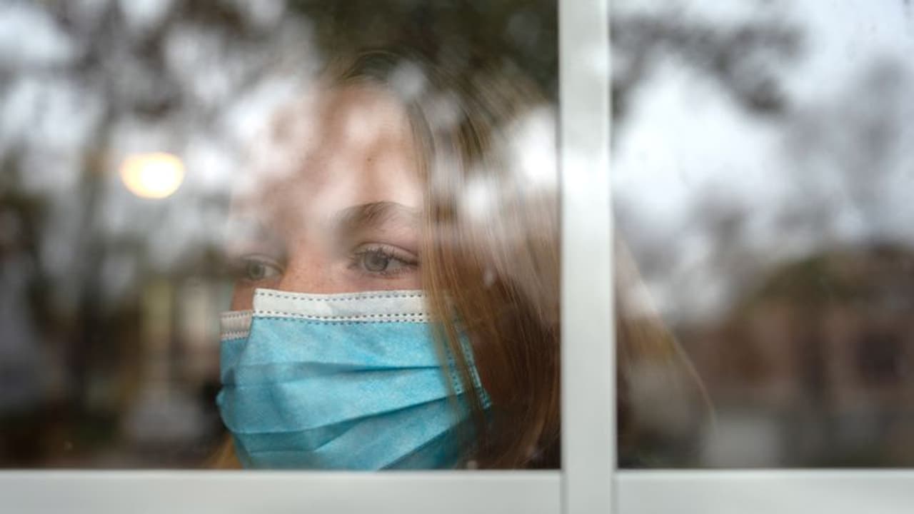 Home Quarantine: ವಿದೇಶದಿಂದ ಬಂದರೆ 7 ದಿನ ಹೋಂ ಕ್ವಾರಂಟೈನ್ Home Quarantine: ವಿದೇಶದಿಂದ ಬಂದರೆ 7 ದಿನ ಹೋಂ ಕ್ವಾರಂಟೈನ್