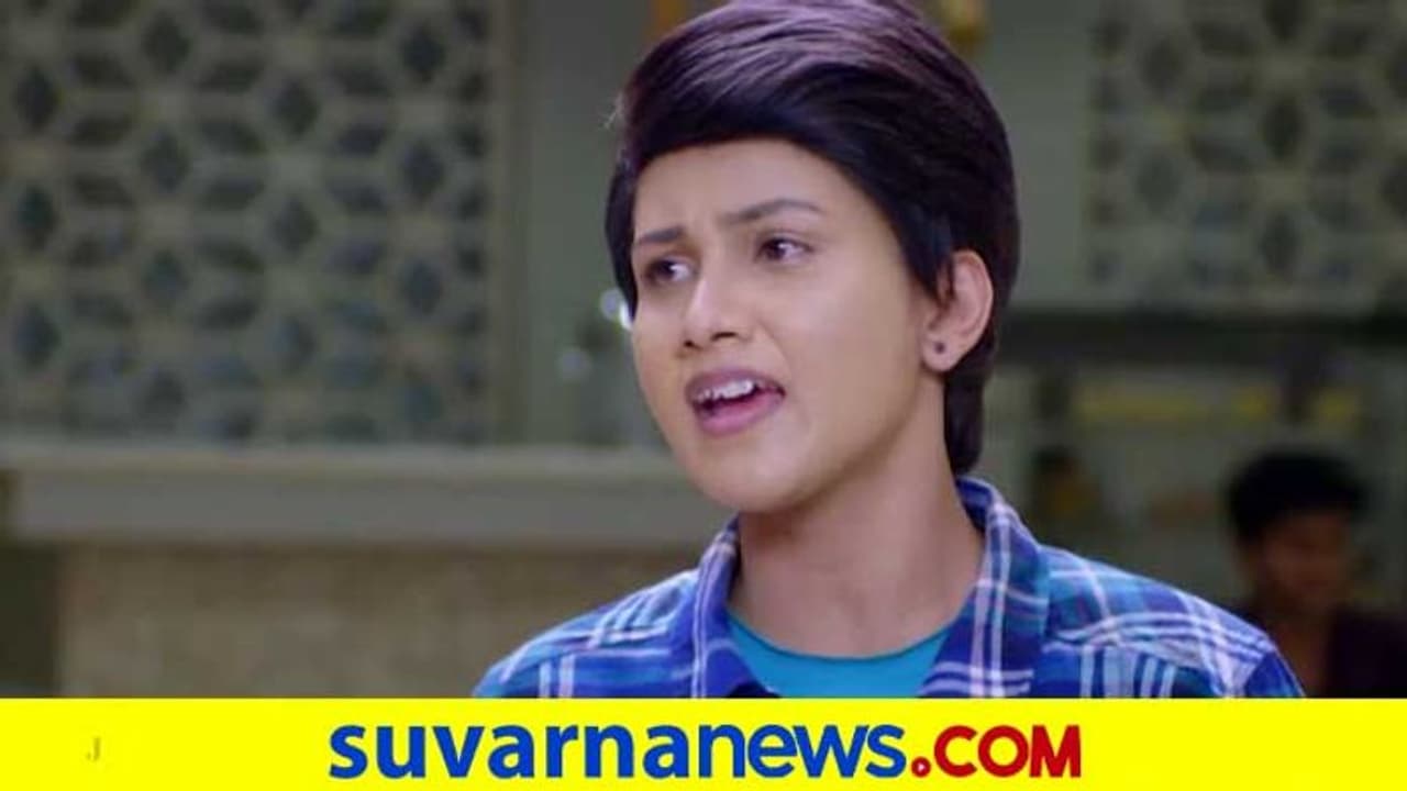 100 ಸಂಚಿಕೆ ದಾಟಿದ 'ಸತ್ಯ' ಧಾರಾವಾಹಿ'; ವಿಶೇಷ ಪಾತ್ರಧಾರಿ ಎಂಟ್ರಿ ಜೋರು! 100 ಸಂಚಿಕೆ ದಾಟಿದ 'ಸತ್ಯ' ಧಾರಾವಾಹಿ'; ವಿಶೇಷ ಪಾತ್ರಧಾರಿ ಎಂಟ್ರಿ ಜೋರು!