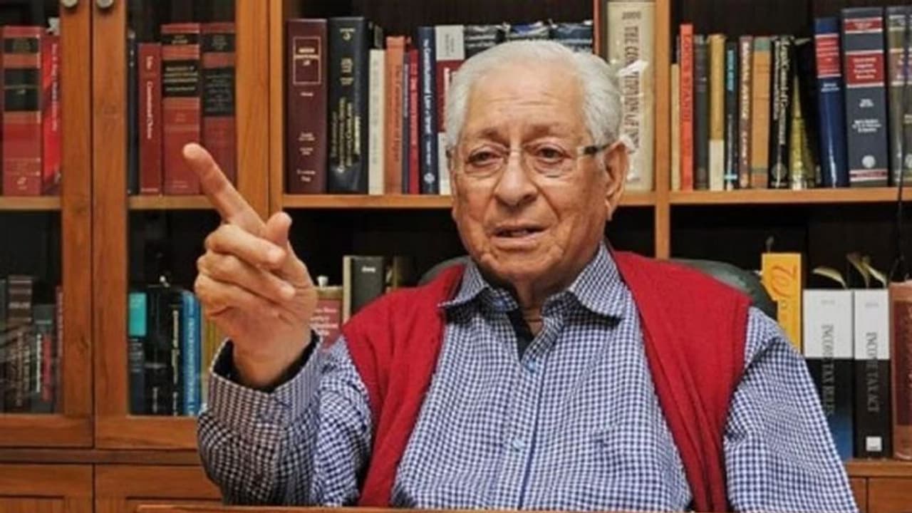 করোনা আক্রান্ত হয়ে প্রয়াত প্রাক্তন অ্যাটর্নি জেনারেল সোলি সোরবজি করোনা আক্রান্ত হয়ে প্রয়াত প্রাক্তন অ্যাটর্নি জেনারেল সোলি সোরবজি