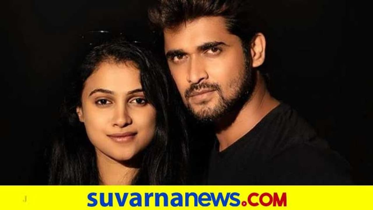 ಕನ್ನಡ ಕಿರುತೆರೆ ನಟರಾದ ಚಂದನ್ ಕವಿತಾ ಮದ್ವೆ ಮುಂದಕ್ಕೆ ಹೋಯ್ತಾ! ಕನ್ನಡ ಕಿರುತೆರೆ ನಟರಾದ ಚಂದನ್ ಕವಿತಾ ಮದ್ವೆ ಮುಂದಕ್ಕೆ ಹೋಯ್ತಾ!