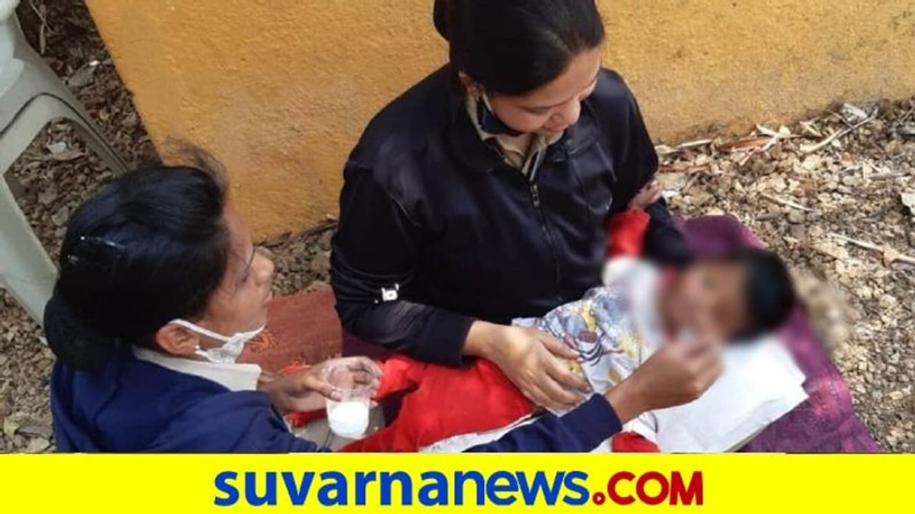 ತಾಯಿ ಸಾವು: ಊಟ ಇಲ್ಲದೇ, ಶವದೊಂದಿಗೆ 2 ದಿನ ಕಳೆದ ಮಗು! ತಾಯಿ ಸಾವು: ಊಟ ಇಲ್ಲದೇ, ಶವದೊಂದಿಗೆ 2 ದಿನ ಕಳೆದ ಮಗು!