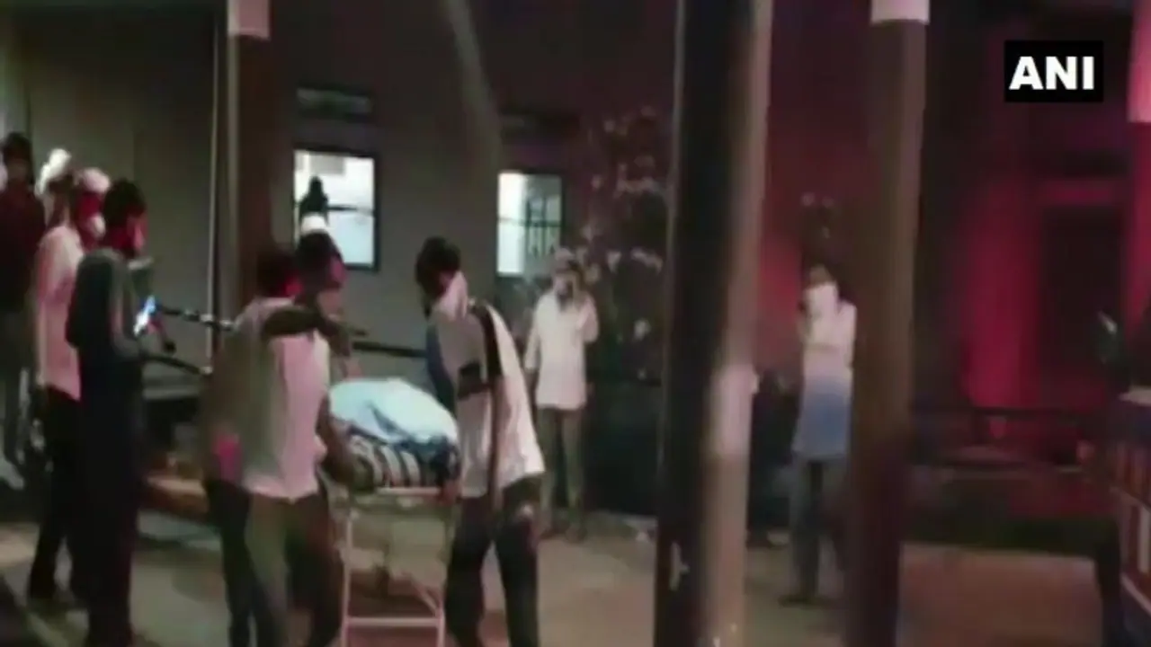 গুজরাটের হাসপাতালে অগ্নিকাণ্ড, ১৮ জন করোনা রোগীর মৃত্যু