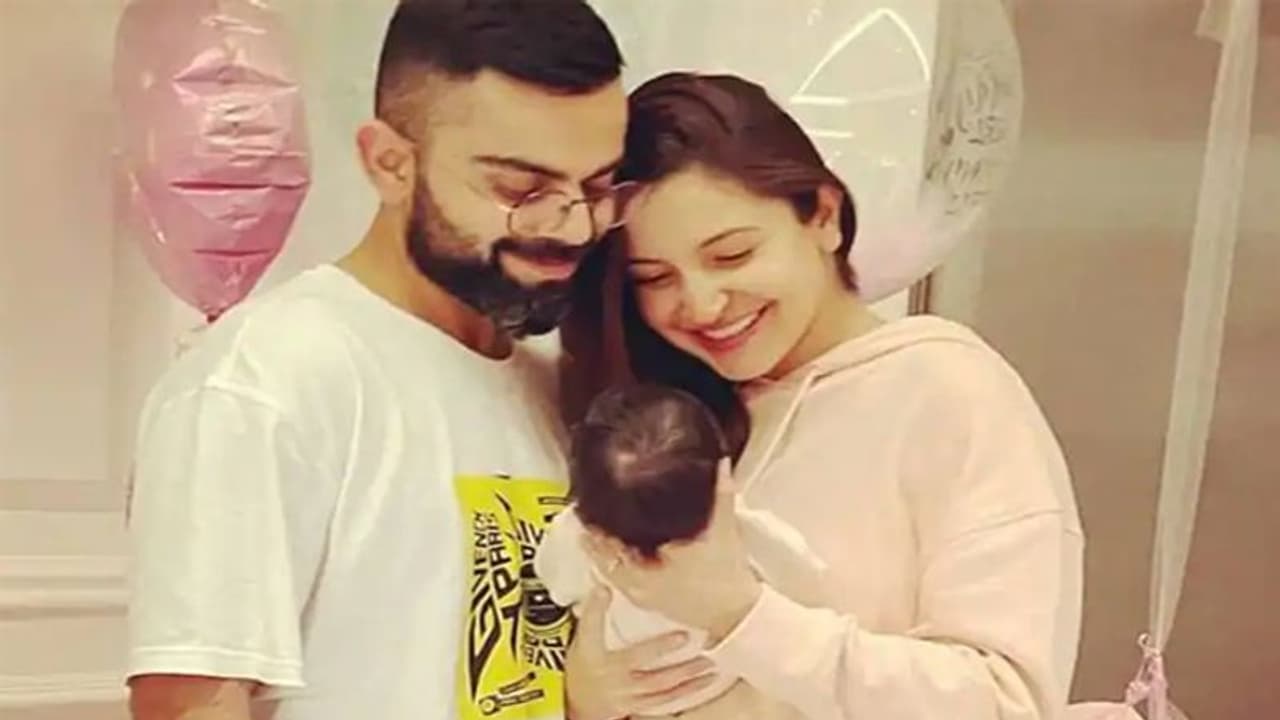 కరోనా బాధితుల కోసం రూ.2 కోట్ల విరాళం ప్రకటించిన విరాట్ కోహ్లీ, అనుష్క శర్మ... అంతేకాకుండా... కరోనా బాధితుల కోసం రూ.2 కోట్ల విరాళం ప్రకటించిన విరాట్ కోహ్లీ, అనుష్క శర్మ... అంతేకాకుండా...