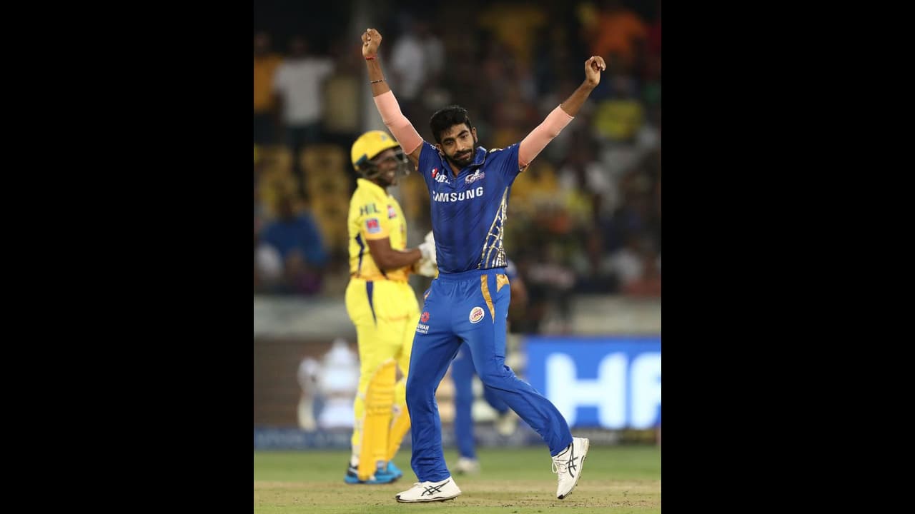 IPL 2021: BCCI does away with COVID contact tracing bands, Bubble Integrity Officers to handle close contacts IPL 2021: BCCI does away with COVID contact tracing bands, Bubble Integrity Officers to handle close contacts