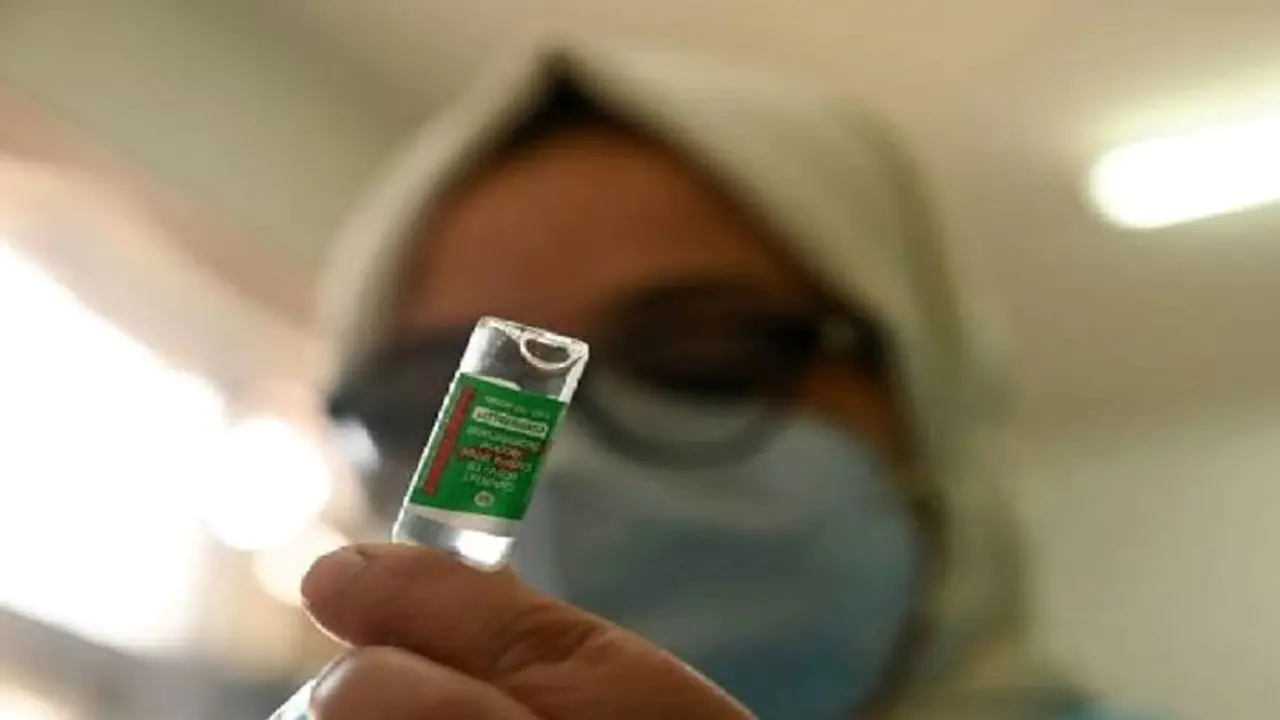 কোভিশিল্ডের ডোজের সময়সীমা পরিবর্তন, জল্পনা উস্কে দিল নীতি আয়োগ