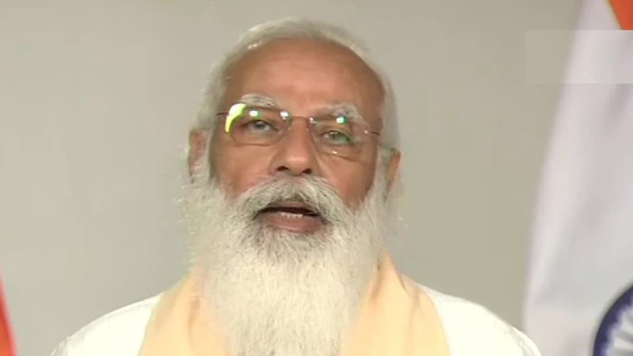 ৪ রাজ্যের করোনা পরিস্থিতি নিয়ে কথা, আক্রান্তদের চিকিৎসার খোঁজ নিলেন প্রধানমন্ত্রী