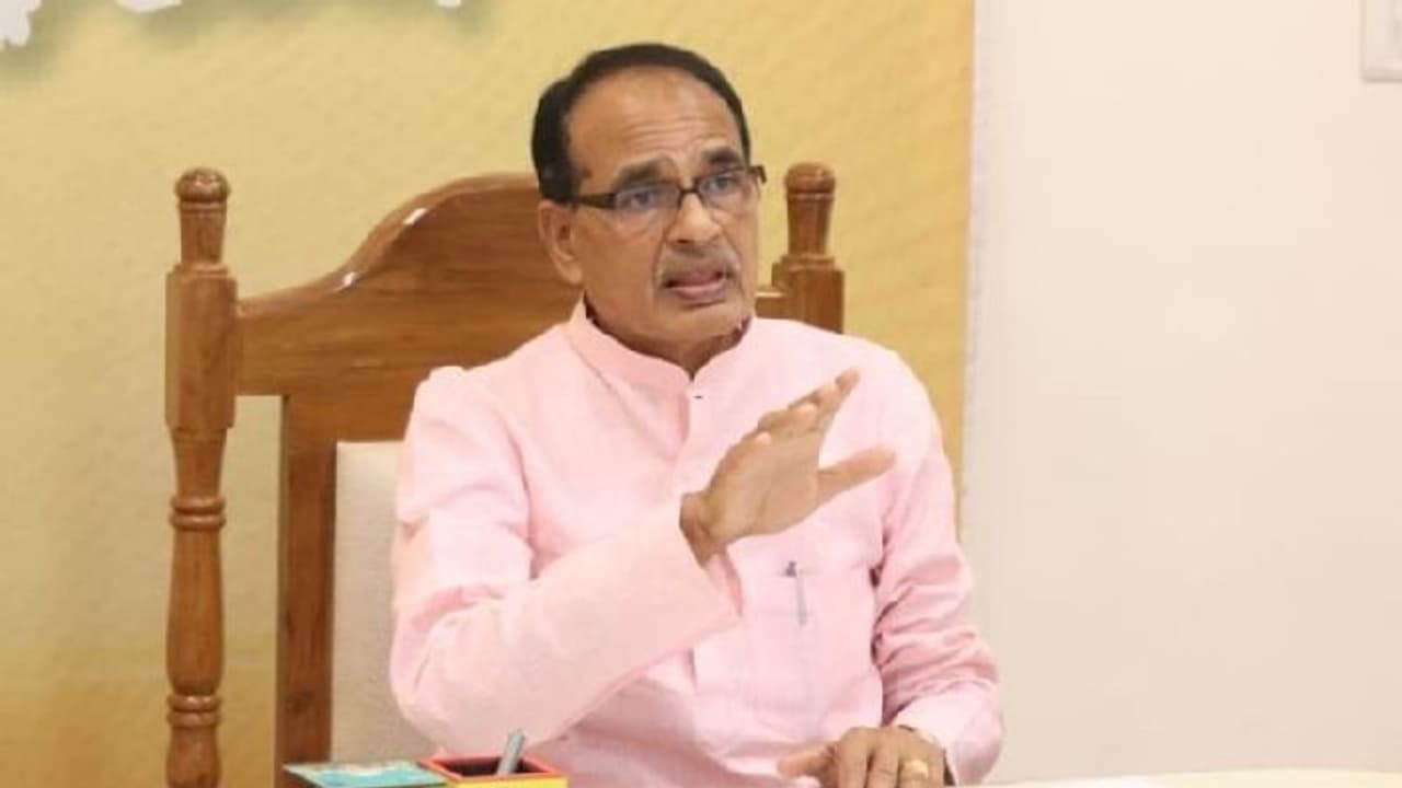 ಕೊರೋನಾ ಅಬ್ಬರ: ಅನಾಥರಾದ ಮಕ್ಕಳಿಗೆ 5 ಸಾವಿರ ರೂ. ಪಿಂಚಣಿ! ಕೊರೋನಾ ಅಬ್ಬರ: ಅನಾಥರಾದ ಮಕ್ಕಳಿಗೆ 5 ಸಾವಿರ ರೂ. ಪಿಂಚಣಿ!