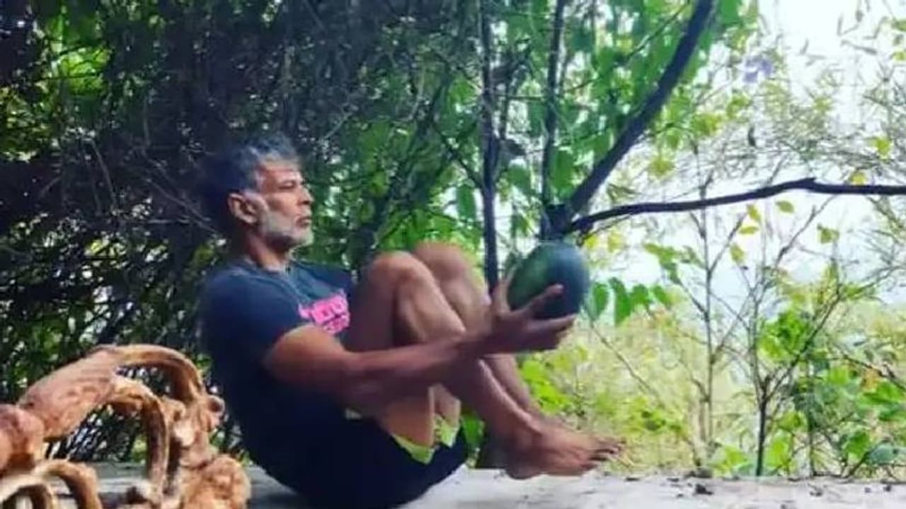 ഇത് തണ്ണിമത്തൻ കൊണ്ടുള്ള വ്യായാമം; വീഡിയോയുമായി ഫിറ്റ്നസ് ഫ്രീക്ക് മിലിന്ദ് സോമന് ഇത് തണ്ണിമത്തൻ കൊണ്ടുള്ള വ്യായാമം; വീഡിയോയുമായി ഫിറ്റ്നസ് ഫ്രീക്ക് മിലിന്ദ് സോമന്