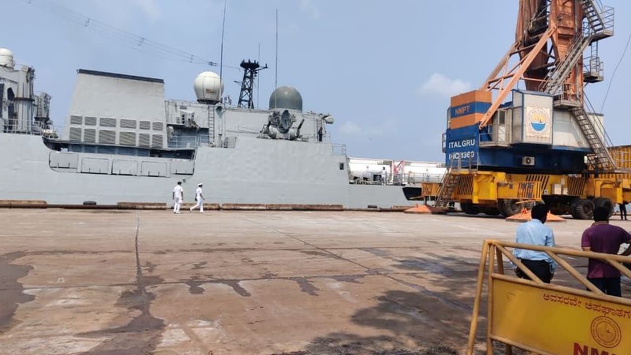 ಬಹ್ರೇನ್‌ನಿಂದ 40 MT ಆಕ್ಸಿಜನ್, ರಾಜ್ಯದ ಪ್ರತಿ ಜಿಲ್ಲೆಗೂ ಪ್ರಾಣವಾಯು ಪೂರೈಕೆ!