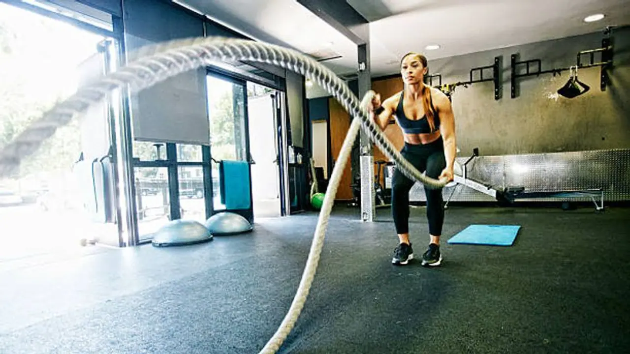 জিমের দামি দামি সরঞ্জাম কিনে অধিক অর্থ ব্যয় করেন এরা, দেখে নিন তালিকায় কে আছেন জিমের দামি দামি সরঞ্জাম কিনে অধিক অর্থ ব্যয় করেন এরা, দেখে নিন তালিকায় কে আছেন