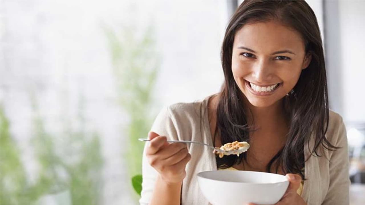 Excercise: உடற்பயிற்சிக்குப் பிறகு எந்த மாதிரியான உணவுகளை சாப்பிட வேண்டும்? Excercise: உடற்பயிற்சிக்குப் பிறகு எந்த மாதிரியான உணவுகளை சாப்பிட வேண்டும்?