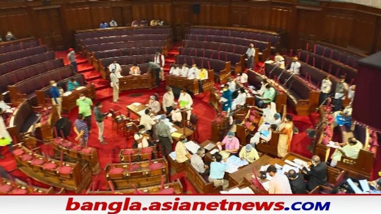 স্বামীর ফেলে যাওয়া আসন থেকে জয়ী রত্না ও করবী, রেকর্ড গড়লেন বেচারাম ও দুলাল স্বামীর ফেলে যাওয়া আসন থেকে জয়ী রত্না ও করবী, রেকর্ড গড়লেন বেচারাম ও দুলাল