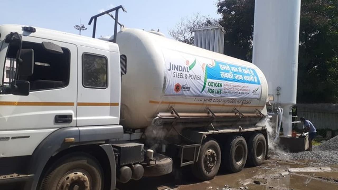 ದೆಹಲಿ ಆಕ್ಸಿಜನ್ ಸಮಸ್ಯೆ ಅಂತ್ಯ, 3 ತಿಂಗಳಲ್ಲಿ ಸಂಪೂರ್ಣ ಲಸಿಕೆ ಅಭಿಯಾನ! ದೆಹಲಿ ಆಕ್ಸಿಜನ್ ಸಮಸ್ಯೆ ಅಂತ್ಯ, 3 ತಿಂಗಳಲ್ಲಿ ಸಂಪೂರ್ಣ ಲಸಿಕೆ ಅಭಿಯಾನ!