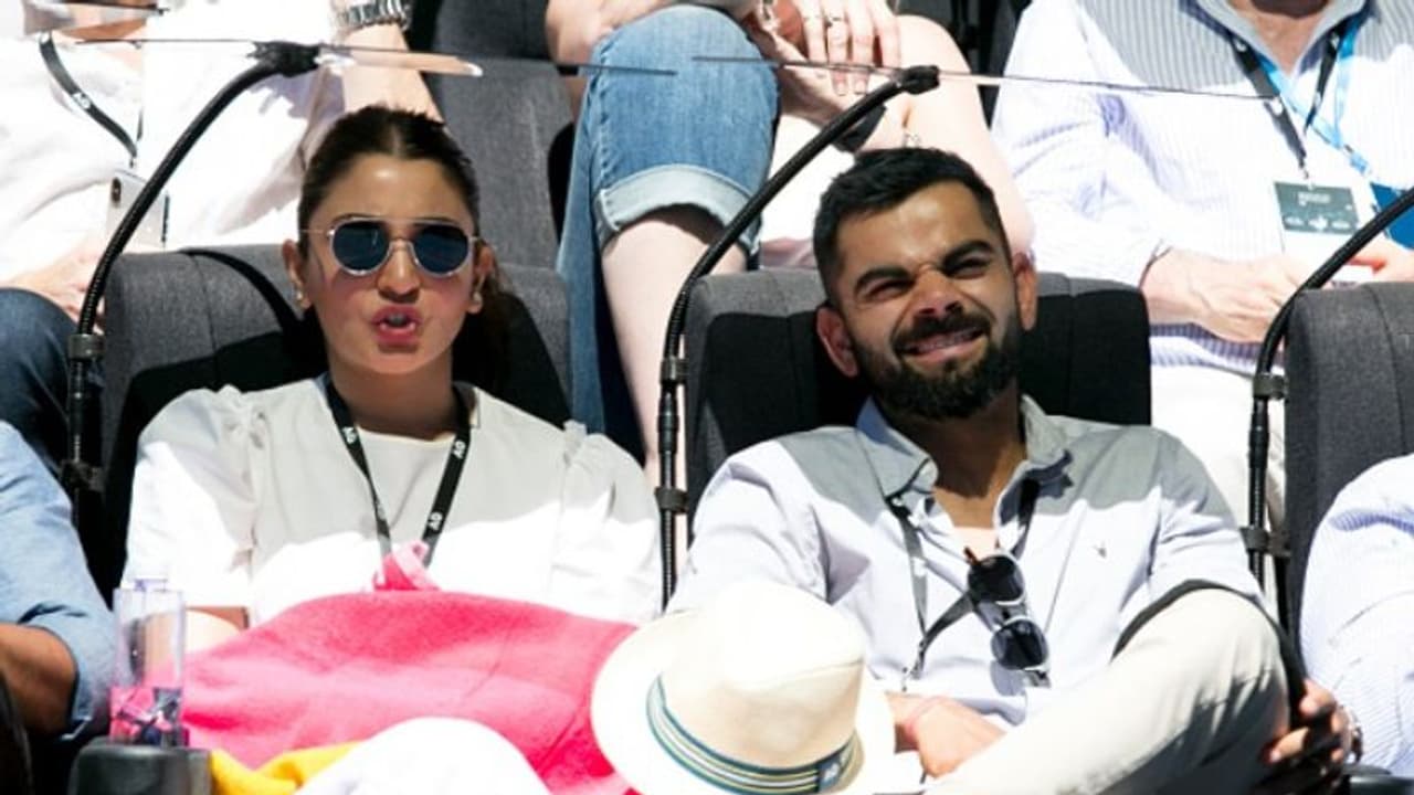 കൊവിഡ് ദുരിതാശ്വാസത്തിന് രണ്ട് കോടി രൂപ പ്രഖ്യാപിച്ച് കോലിയും അനുഷ്കയും കൊവിഡ് ദുരിതാശ്വാസത്തിന് രണ്ട് കോടി രൂപ പ്രഖ്യാപിച്ച് കോലിയും അനുഷ്കയും