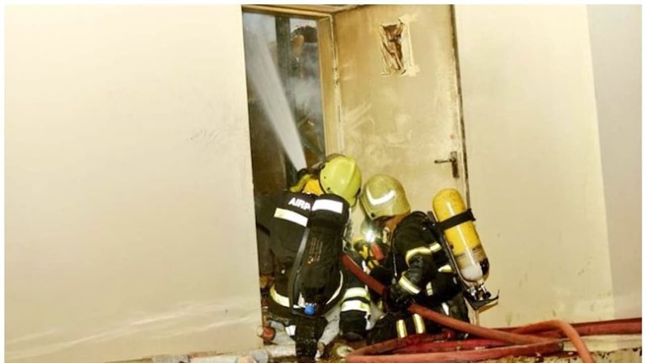 ഒമാനിലെ തീപ്പിടുത്തം നിയന്ത്രണ വിധേയമാക്കിയെന്ന് സിവില് ഡിഫന്സ്; ആളപായമില്ല ഒമാനിലെ തീപ്പിടുത്തം നിയന്ത്രണ വിധേയമാക്കിയെന്ന് സിവില് ഡിഫന്സ്; ആളപായമില്ല