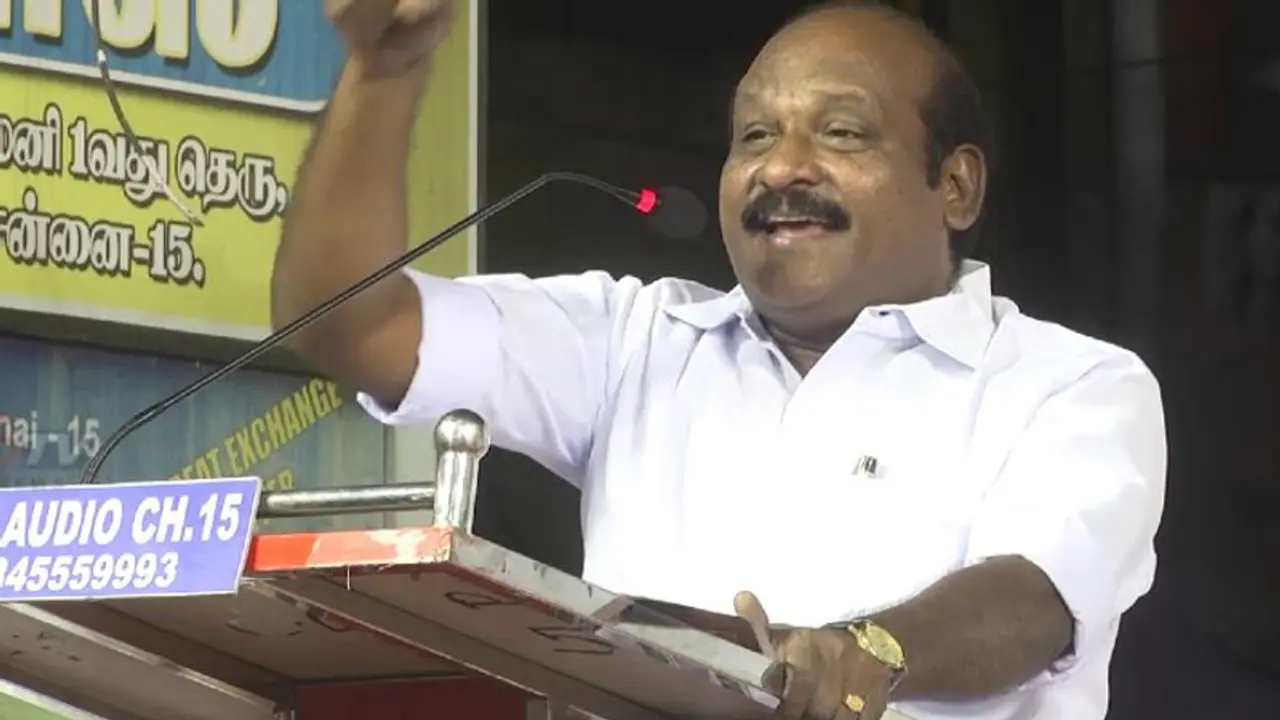 தமிழக அரசின் தலைமை கொறடா நியமனம்..! விமர்சித்த வாய்களை அடைத்த முதல்வர் மு.க.ஸ்டாலின் தமிழக அரசின் தலைமை கொறடா நியமனம்..! விமர்சித்த வாய்களை அடைத்த முதல்வர் மு.க.ஸ்டாலின்