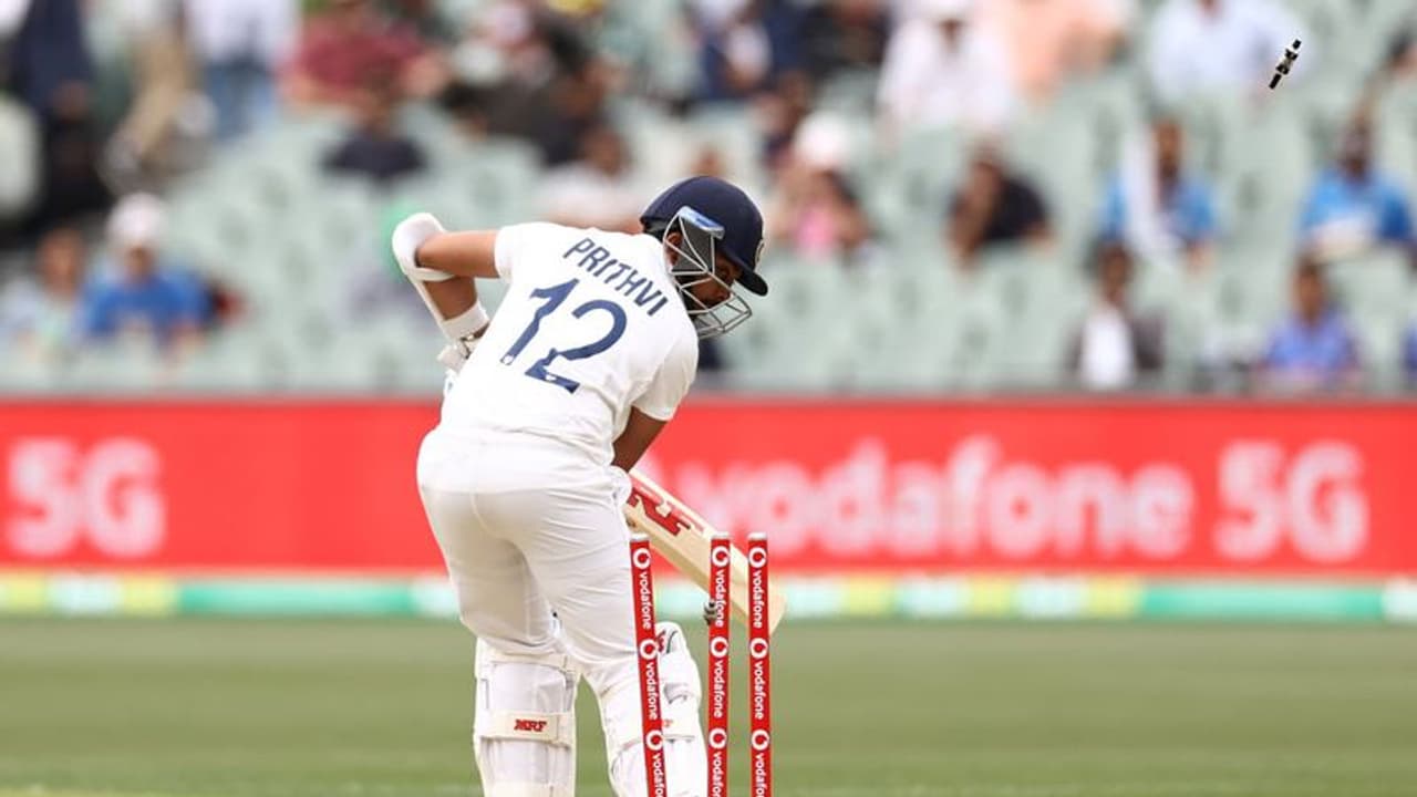 சேவாக் மாதிரி அந்த பையன்.. இவ்வளவு சீக்கிரமா ஓரங்கட்டுறீங்க! கில்லுக்கு ஒரு நியாயம்; இவனுக்கு ஒரு நியாயமா? சேவாக் மாதிரி அந்த பையன்.. இவ்வளவு சீக்கிரமா ஓரங்கட்டுறீங்க! கில்லுக்கு ஒரு நியாயம்; இவனுக்கு ஒரு நியாயமா?