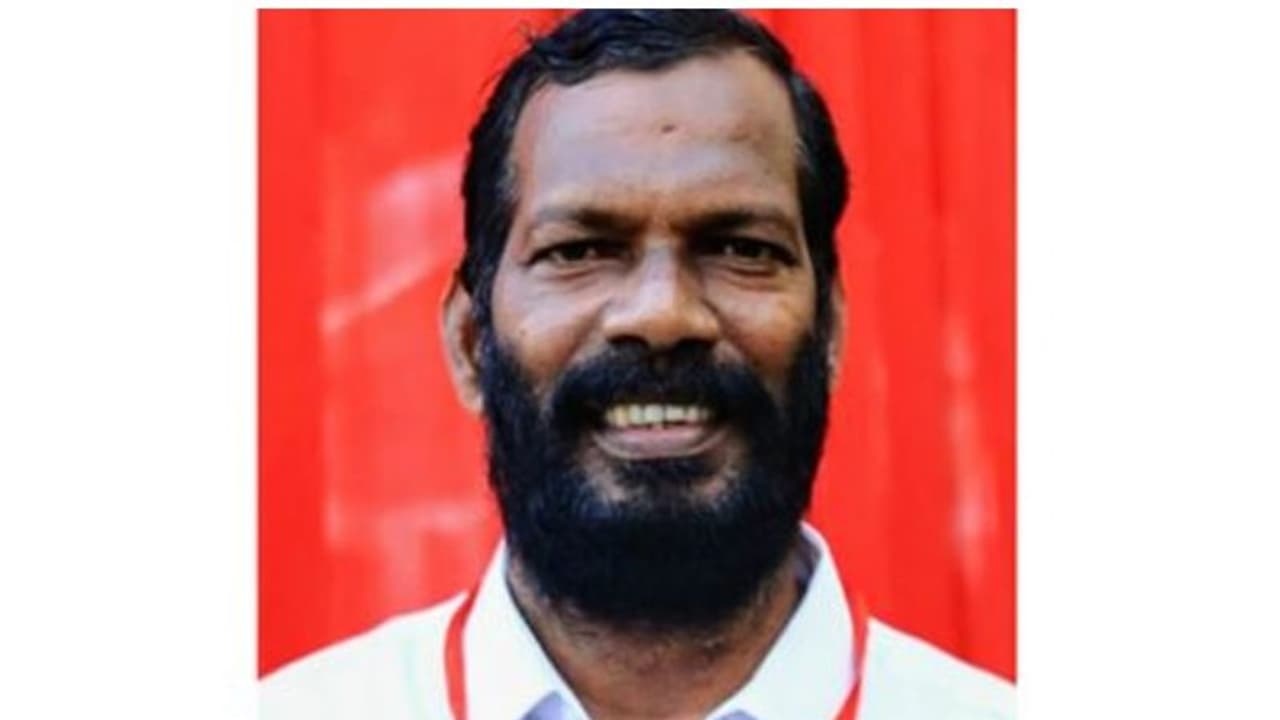എറണാകുളത്ത് സിഐടിയു നേതാവ് കൊവിഡ് ബാധിച്ച് മരിച്ചു എറണാകുളത്ത് സിഐടിയു നേതാവ് കൊവിഡ് ബാധിച്ച് മരിച്ചു