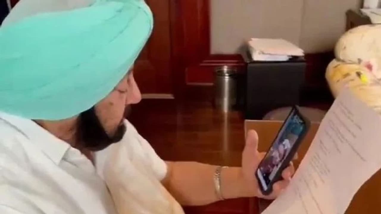 CM के दिल को छू गई 10 साल के वंश की बात, मुख्यमंत्री ने खुद किया बच्चे को कॉल और पेश की दरियादिली CM के दिल को छू गई 10 साल के वंश की बात, मुख्यमंत्री ने खुद किया बच्चे को कॉल और पेश की दरियादिली