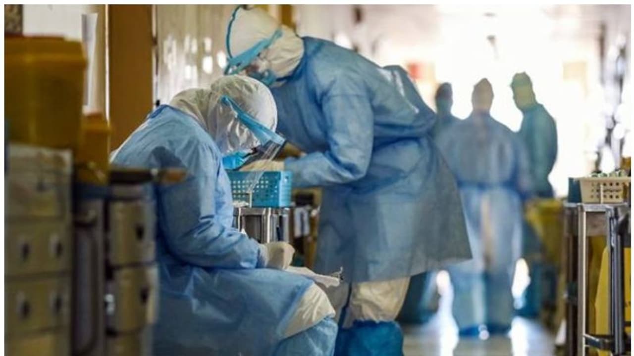 കൊവിഡ് പിടിപെടുന്നവരിൽ അപൂർവ ഫംഗസ് ബാധിക്കുന്നതായി ഡോക്ടർമാർ കൊവിഡ് പിടിപെടുന്നവരിൽ അപൂർവ ഫംഗസ് ബാധിക്കുന്നതായി ഡോക്ടർമാർ