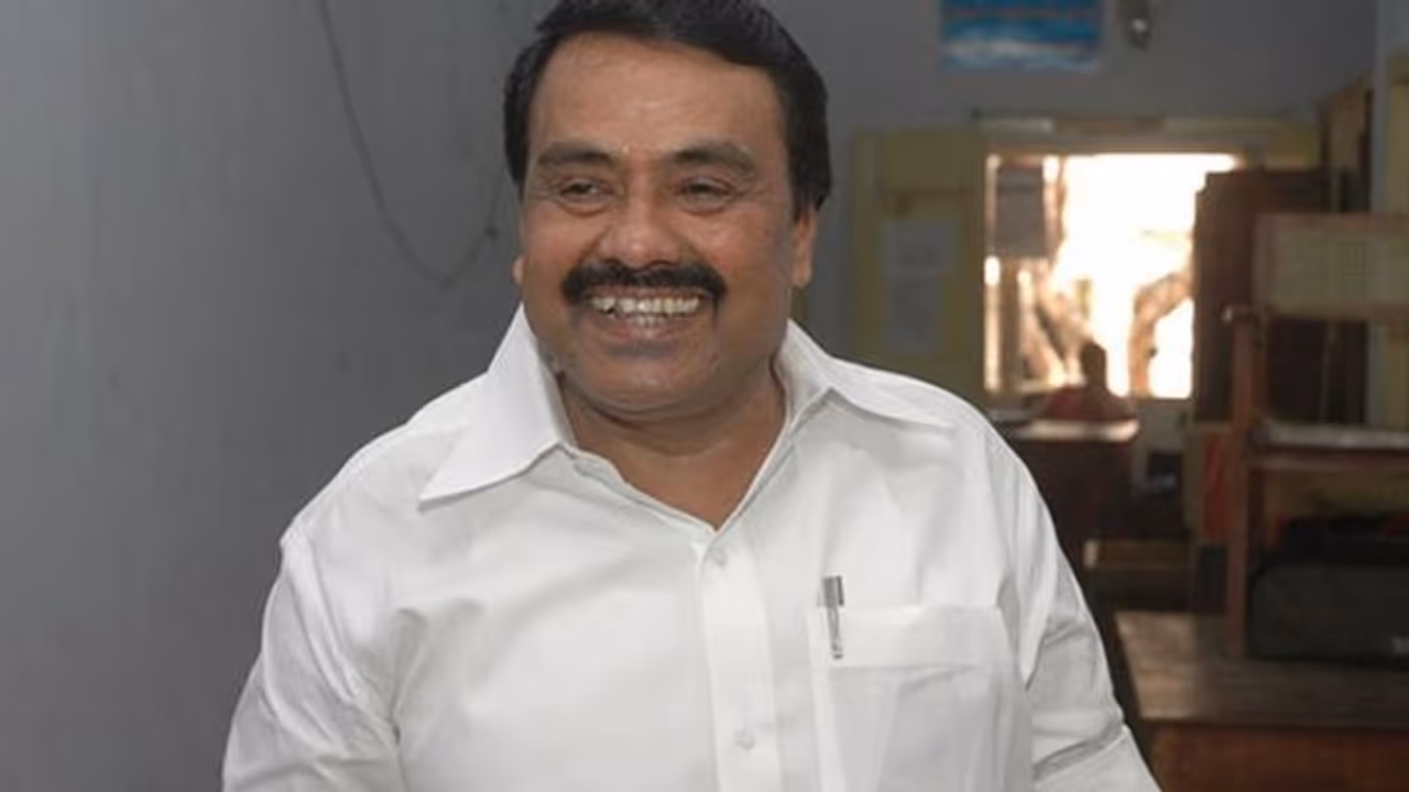 அமைச்சர் ராஜ கண்ணப்பன் ' தலித் ' .? தாட்கோ இயக்குனர் தந்த தகவல்.. தோண்டி தூர்வாரும் ஆதி திராவிடர் ஆணையம். அமைச்சர் ராஜ கண்ணப்பன் ' தலித் ' .? தாட்கோ இயக்குனர் தந்த தகவல்.. தோண்டி தூர்வாரும் ஆதி திராவிடர் ஆணையம்.