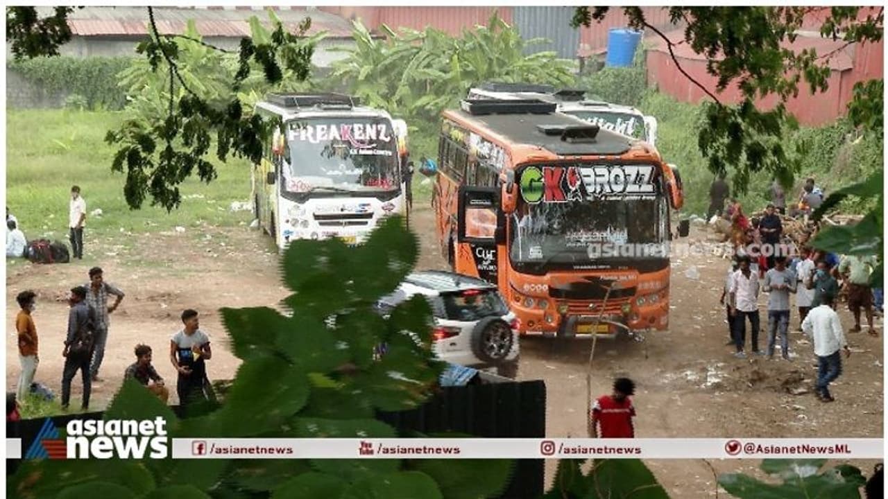 അതിഥി തൊഴിലാളികളുമായി പോയ ബസുകൾ മറ്റ് സംസ്ഥാനങ്ങളിൽ കുടുങ്ങിക്കിടക്കുന്നു