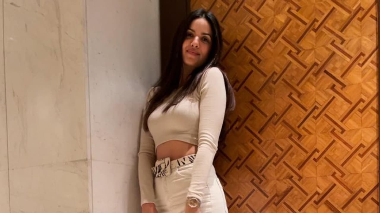 Hardik Pandya's wife Natasa Stankovic's bold style will make your Sunday perfect (Watch video) Hardik Pandya's wife Natasa Stankovic's bold style will make your Sunday perfect (Watch video)