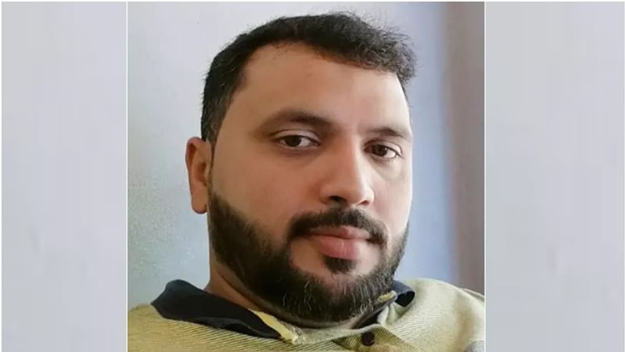 പ്രവാസി മലയാളി കുഴഞ്ഞുവീണ് മരിച്ചു പ്രവാസി മലയാളി കുഴഞ്ഞുവീണ് മരിച്ചു