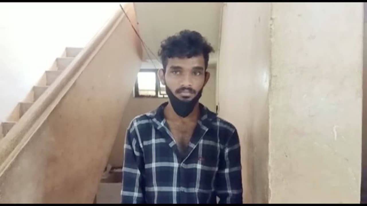 പതിനാറുകാരിയെ തട്ടിക്കൊണ്ടു പോയി പീഡിപ്പിക്കാൻ ശ്രമിച്ച 19 കാരൻ അറസ്റ്റിൽ പതിനാറുകാരിയെ തട്ടിക്കൊണ്ടു പോയി പീഡിപ്പിക്കാൻ ശ്രമിച്ച 19 കാരൻ അറസ്റ്റിൽ