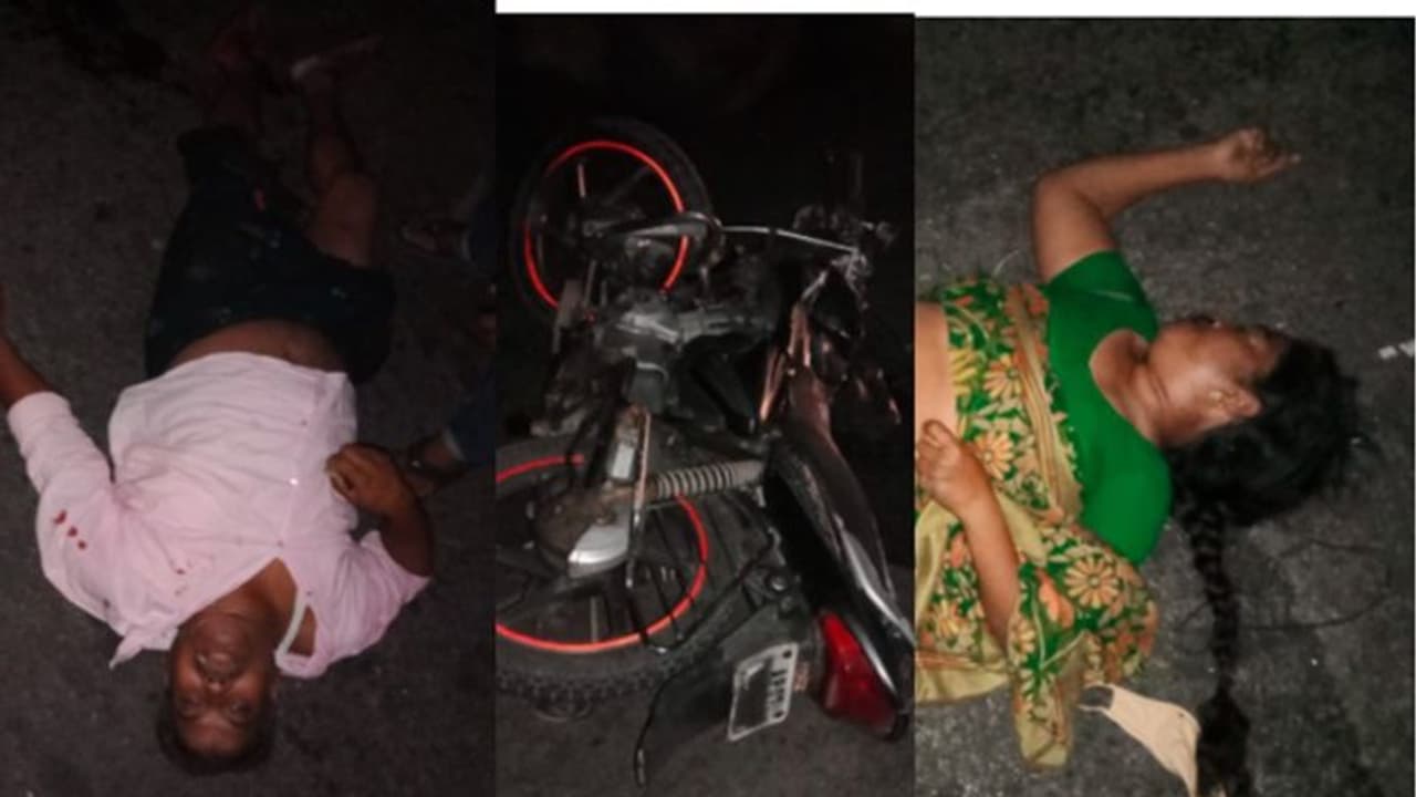 గుంటూరు జిల్లాలో రోడ్డు ప్రమాదం: ఒకే కుటుంబానికి చెందిన ముగ్గురు మృతి గుంటూరు జిల్లాలో రోడ్డు ప్రమాదం: ఒకే కుటుంబానికి చెందిన ముగ్గురు మృతి