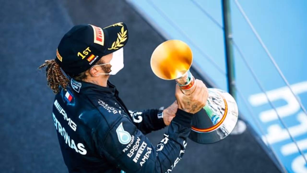 സ്പാനിഷ് ഗ്രാൻപ്രീ: ഹാമിൽട്ടന് തുടര്ച്ചയായ അഞ്ചാം കിരീടം സ്പാനിഷ് ഗ്രാൻപ്രീ: ഹാമിൽട്ടന് തുടര്ച്ചയായ അഞ്ചാം കിരീടം