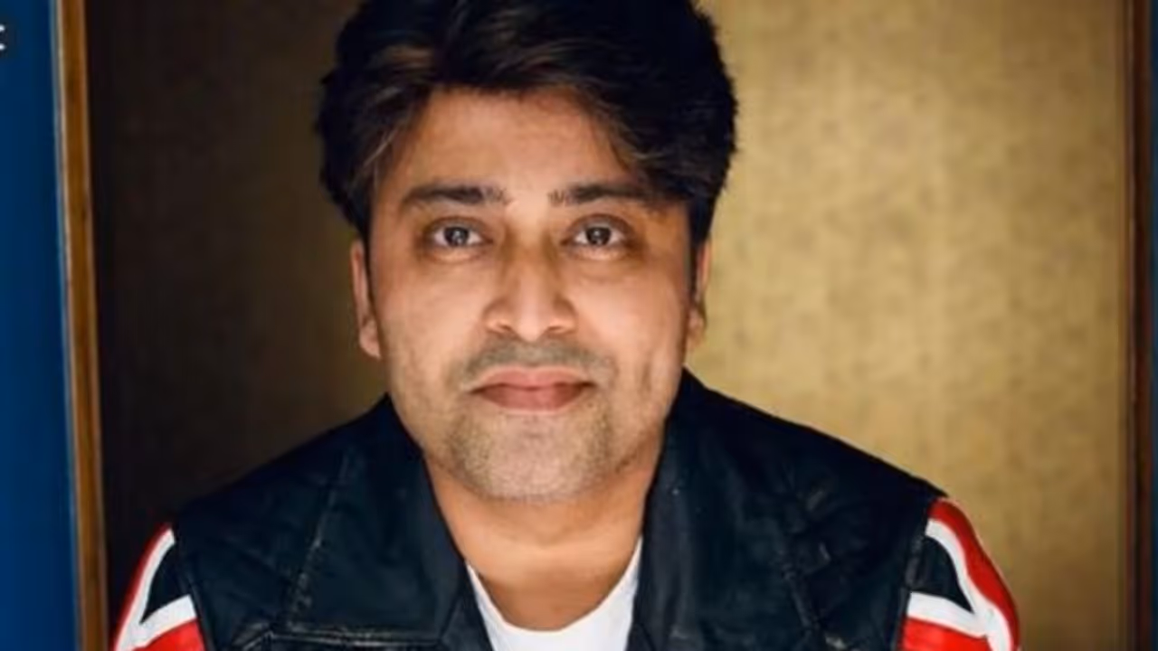 మంచి ట్రీట్మెంట్ అందిస్తే బతుకుతా.. నటుడి ఆవేదన..చివరికి కన్నుమూత మంచి ట్రీట్మెంట్ అందిస్తే బతుకుతా.. నటుడి ఆవేదన..చివరికి కన్నుమూత