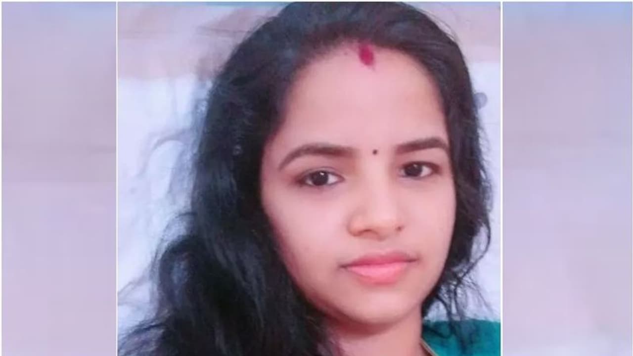 മലയാളി നഴ്സിന്റെ നിര്യാണത്തില് അനുശോചിച്ച് ഒമാന് ആരോഗ്യ മന്ത്രാലയം മലയാളി നഴ്സിന്റെ നിര്യാണത്തില് അനുശോചിച്ച് ഒമാന് ആരോഗ്യ മന്ത്രാലയം