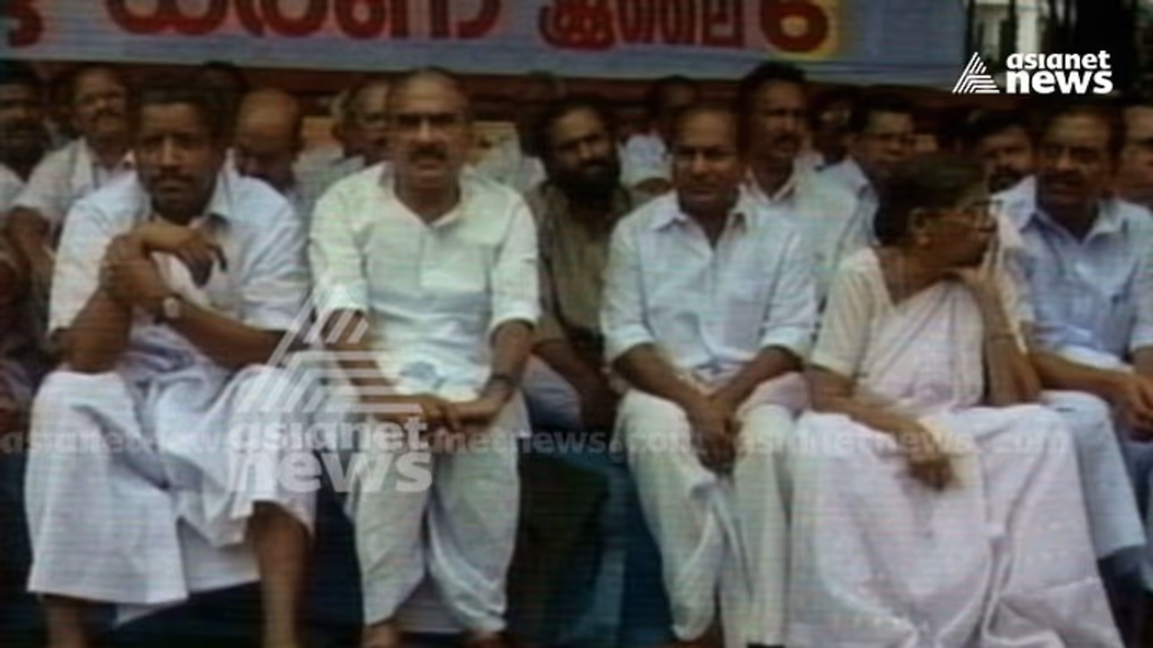 "മുന്നണി പല തവണ മാറിയെങ്കിലും കൂറ് എന്നും പാവപ്പെട്ടവരോടായിരുന്നു" കെ ആർ ഗൗരിയമ്മയെ അനുസ്മരിച്ച് എ കെ ആൻ്റണി "മുന്നണി പല തവണ മാറിയെങ്കിലും കൂറ് എന്നും പാവപ്പെട്ടവരോടായിരുന്നു" കെ ആർ ഗൗരിയമ്മയെ അനുസ്മരിച്ച് എ കെ ആൻ്റണി