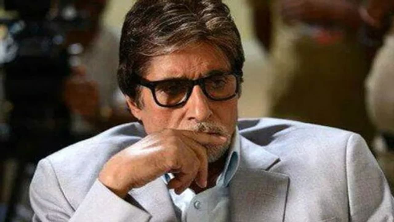 নিজের ব্লগ এবার বন্ধ করতে চান অমিতাভ, কী দেখে এমন সিদ্ধান্ত বিগ বি র