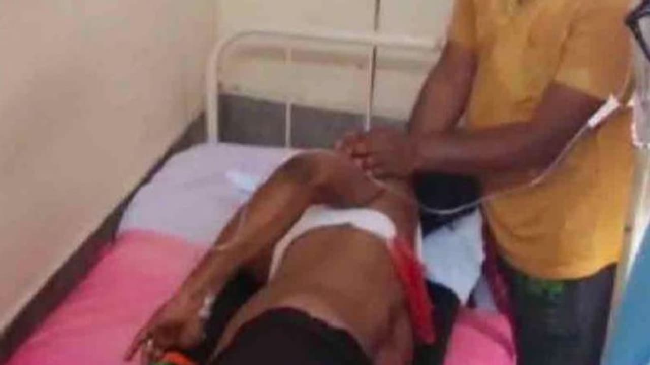 হুগলির বাঁশবেড়িয়াতে তৃণমূল নেতাকে ভরা বাজারে গুলি, 'গোষ্ঠীদ্বন্দ্বের' কারণেই হামলা বলে অভিযোগ