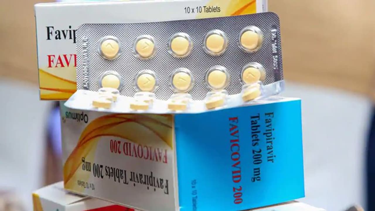 Best Pharma Stocks: ఫార్మా స్టాక్స్ లో పెట్టుబడి పెడుతున్నారా..అయితే లక్షకు లక్షన్నర రిటర్న్ ఇచ్చే స్టాక్ ఇదే Best Pharma Stocks: ఫార్మా స్టాక్స్ లో పెట్టుబడి పెడుతున్నారా..అయితే లక్షకు లక్షన్నర రిటర్న్ ఇచ్చే స్టాక్ ఇదే