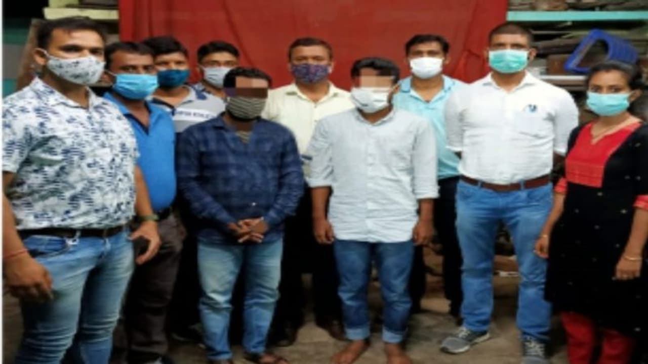 আরপিএফের হাতে বাজেয়াপ্ত রেমডিসিভির, শিয়ালদা স্টেশন থেকে ধৃত ২