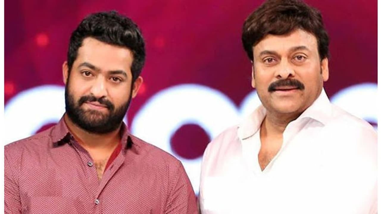 కరోనా వైరస్ తాకిడి: ఎన్టీఆర్ తో మాట్లాడిన చిరంజీవి కరోనా వైరస్ తాకిడి: ఎన్టీఆర్ తో మాట్లాడిన చిరంజీవి