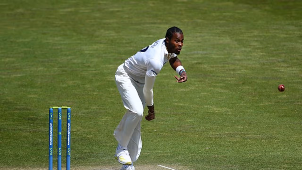 ಕೆಎಸ್‌ಸಿಎ ಇಲೆವೆನ್‌ ಪರ ಆಡಿದ ಇಂಗ್ಲೆಂಡ್‌ ವೇಗಿ ಜೋಫ್ರಾ ಆರ್ಚರ್‌