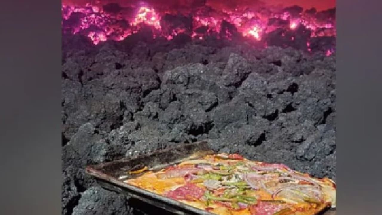 തിളച്ചുമറിയുന്ന ലാവയ്ക്ക് മുകളില്‍ പാകം ചെയ്‌തെടുത്ത പിസ; അത്ഭുതപ്പെടുത്തുന്ന വീഡിയോ...