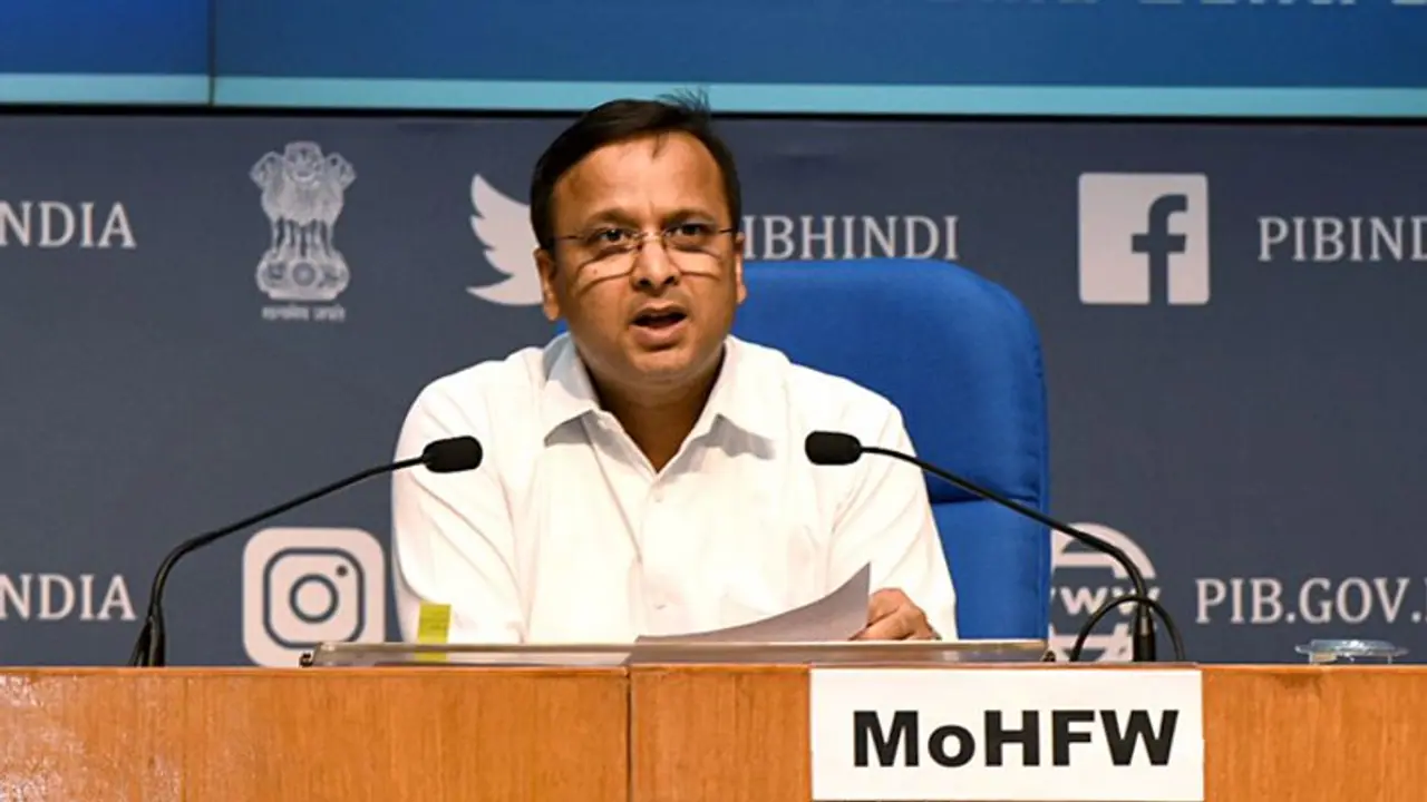 8 రాష్ట్రాల్లో లక్షకుపైగా యాక్టివ్ కేసులు: లవ్ అగర్వాల్ 8 రాష్ట్రాల్లో లక్షకుపైగా యాక్టివ్ కేసులు: లవ్ అగర్వాల్