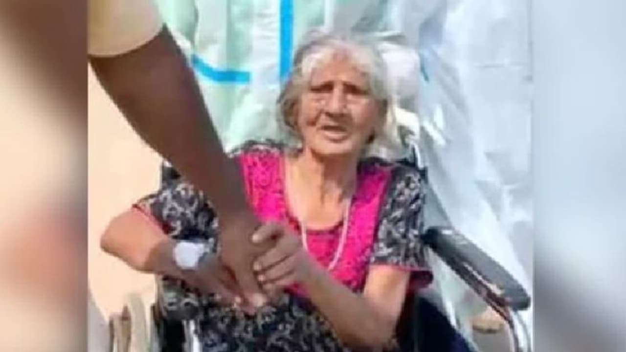 പ്രമേഹവും ബിപിയുമുള്ള 98കാരി കൊവിഡിനെ അതിജീവിച്ചു പ്രമേഹവും ബിപിയുമുള്ള 98കാരി കൊവിഡിനെ അതിജീവിച്ചു