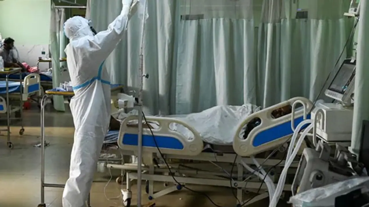 ಬಾಗಲಕೋಟೆಯಲ್ಲಿ ಒಂದೇ ದಿನ ಐವರಿಗೆ ಬ್ಲ್ಯಾಕ್ ಫಂಗಸ್: ಹೆಚ್ಚಿದ ಆತಂಕ..! ಬಾಗಲಕೋಟೆಯಲ್ಲಿ ಒಂದೇ ದಿನ ಐವರಿಗೆ ಬ್ಲ್ಯಾಕ್ ಫಂಗಸ್: ಹೆಚ್ಚಿದ ಆತಂಕ..!