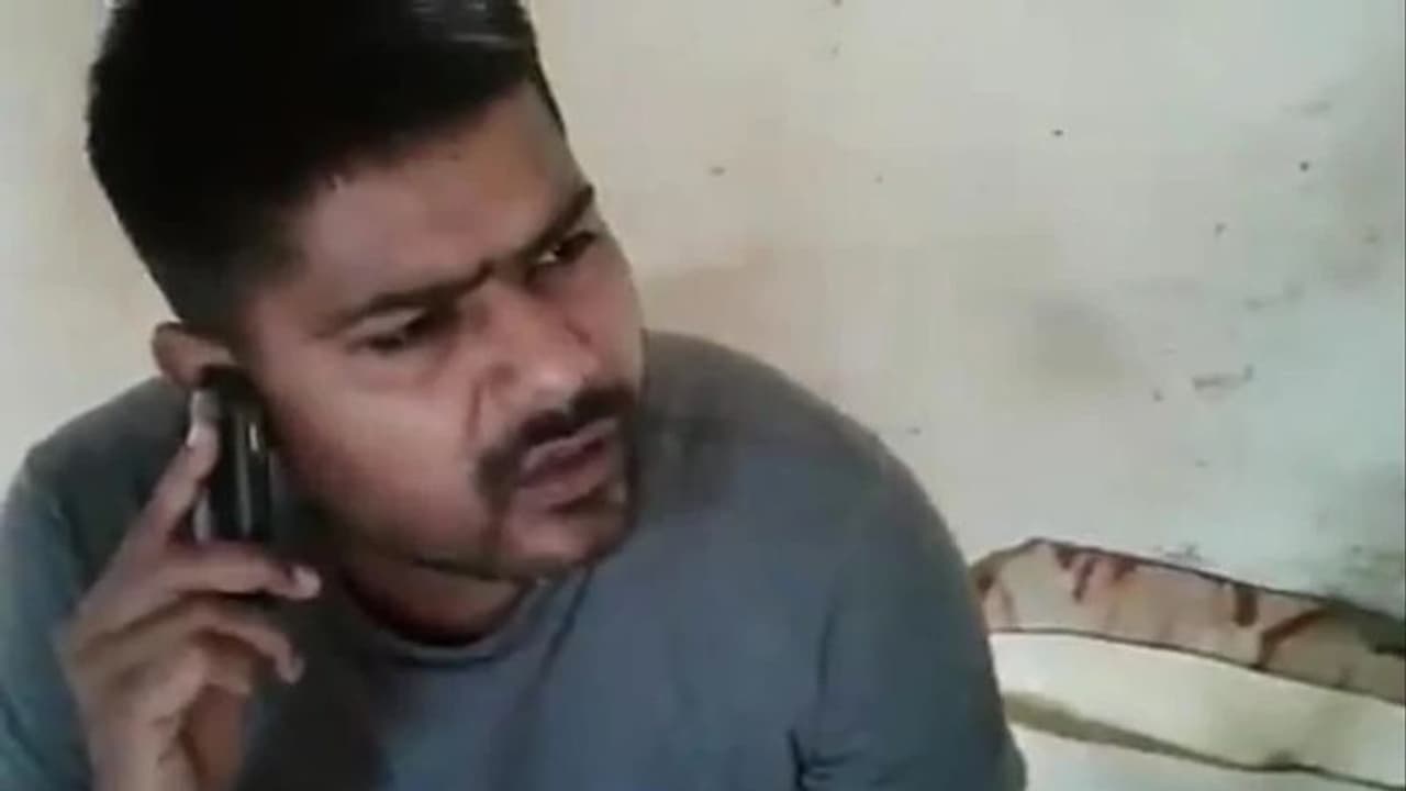 चित्रकूट जेल में गैंगवारः मुख्तार के 2 गुर्गों को गैगेस्टर अंशु दीक्षित ने जान से मारा, जानिए उसकी पूरी कहानी चित्रकूट जेल में गैंगवारः मुख्तार के 2 गुर्गों को गैगेस्टर अंशु दीक्षित ने जान से मारा, जानिए उसकी पूरी कहानी