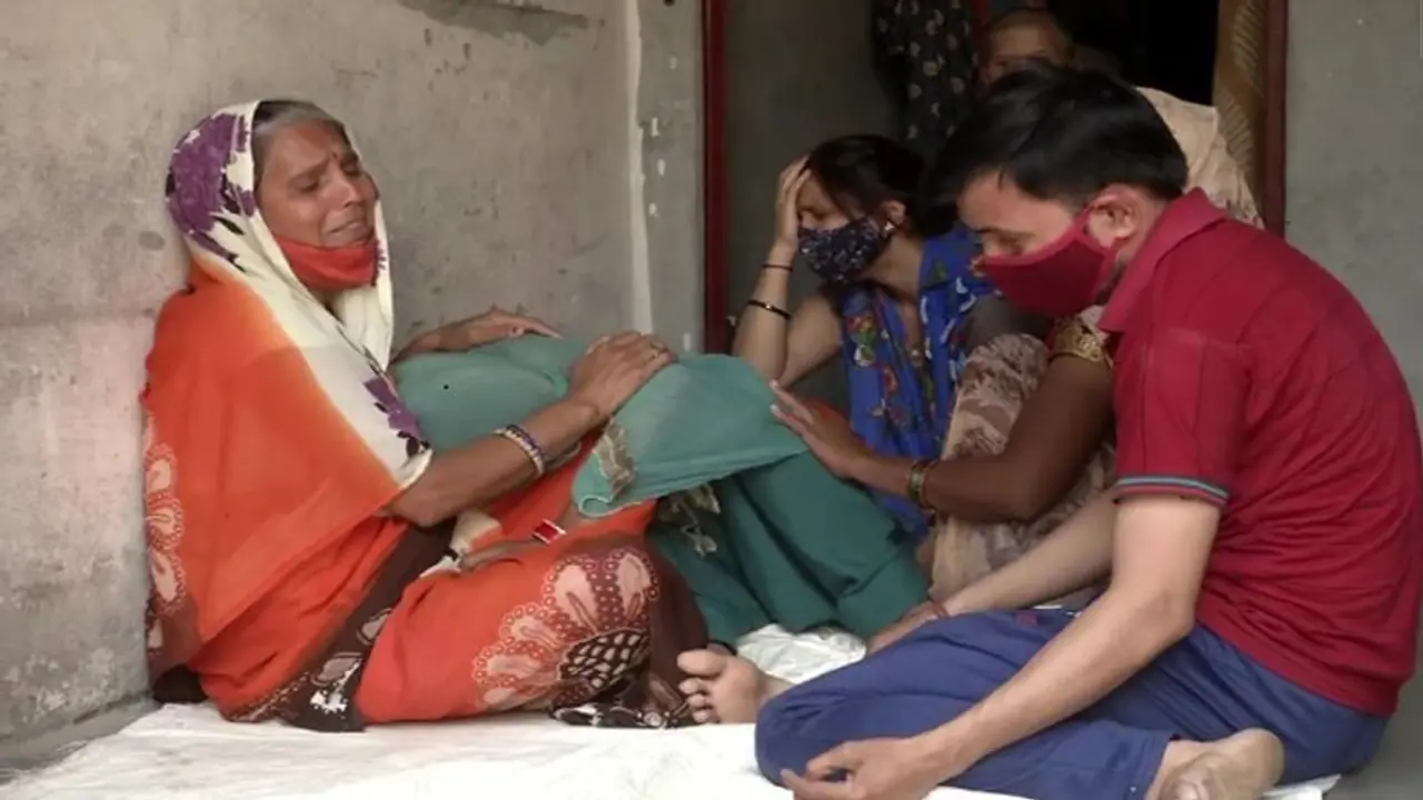 कोविड का कहरः पांच महीने की परी की मौत, एक सप्ताह से थी वेंटिलेटर पर कोविड का कहरः पांच महीने की परी की मौत, एक सप्ताह से थी वेंटिलेटर पर