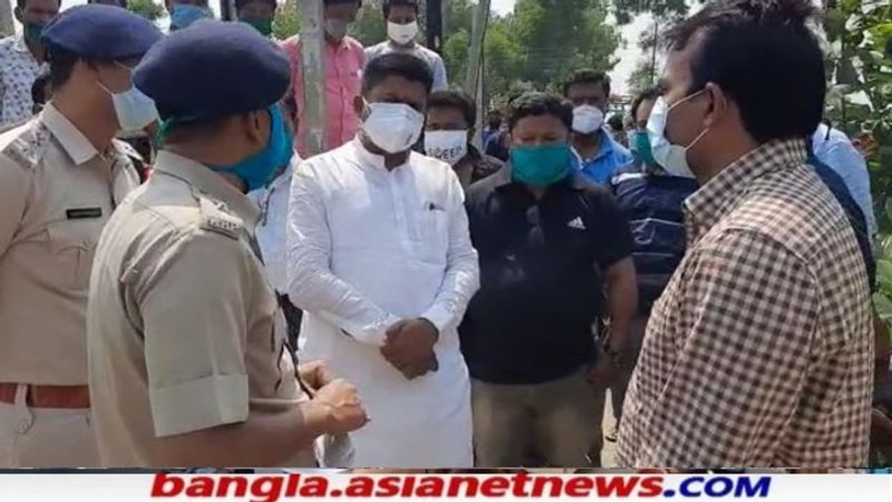 'খুবই দুঃখজনক ঘটনা', একই পরিবারের ৫ জন আগুন লাগিয়ে আত্মহত্যার ঘটনায় হেমতাবাদে জেলাশাসক 'খুবই দুঃখজনক ঘটনা', একই পরিবারের ৫ জন আগুন লাগিয়ে আত্মহত্যার ঘটনায় হেমতাবাদে জেলাশাসক